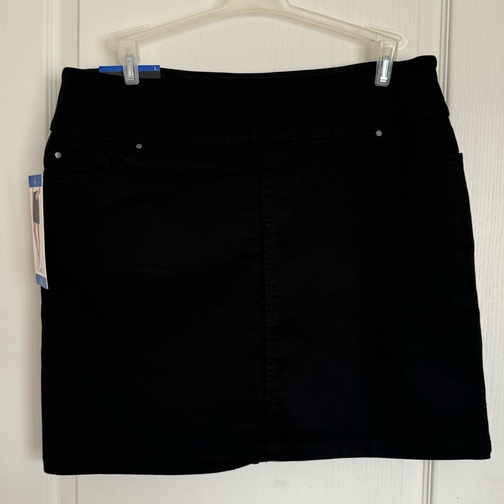 S.C&C.O 18.5in skirt large built in short stretch